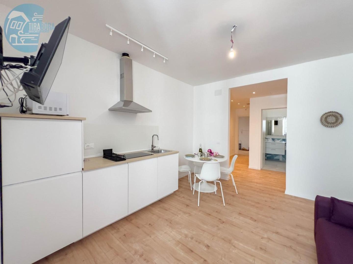 Lazzaretto Vecchio 22 Tirabora Short Rent Apartment Trieste