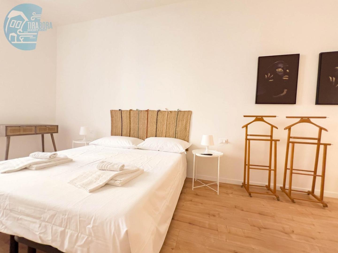 Lazzaretto Vecchio 22 Tirabora Short Rent