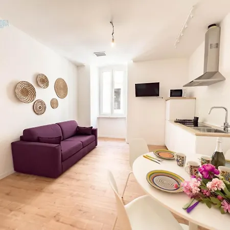 Ferienwohnung Lazzaretto Vecchio 22 Tirabora Short Rent Triest Exterior foto