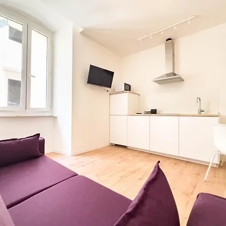 Ferienwohnung Lazzaretto Vecchio 22 Tirabora Short Rent Triest Exterior foto