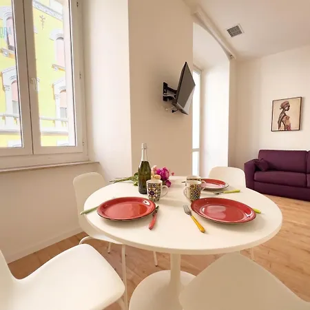 Ferienwohnung Lazzaretto Vecchio 22 Tirabora Short Rent Triest Exterior foto