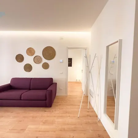 Ferienwohnung Lazzaretto Vecchio 22 Tirabora Short Rent Triest Exterior foto